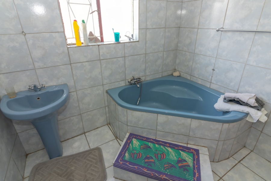 4 Bedroom Property for Sale in Maokeng Free State